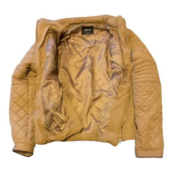 Active USA Jacket - Picture 4 of 6